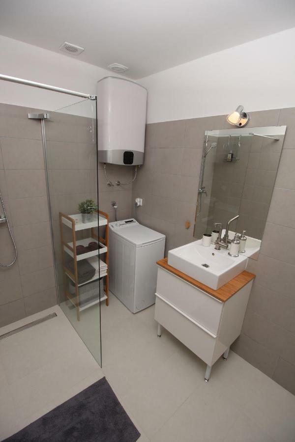 Apartment Lavanda **** Podgreben المظهر الخارجي الصورة